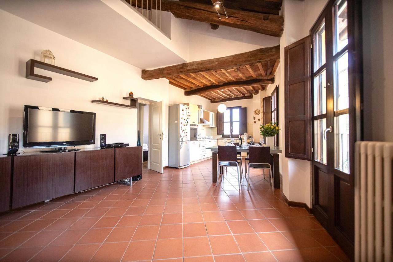 Serena Apartment, Cosy Close Center Town Lucca Exterior foto