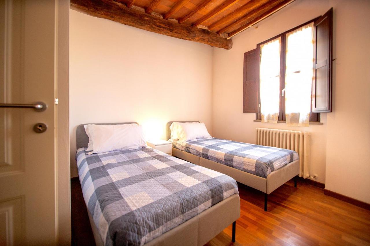 Serena Apartment, Cosy Close Center Town Lucca Exterior foto