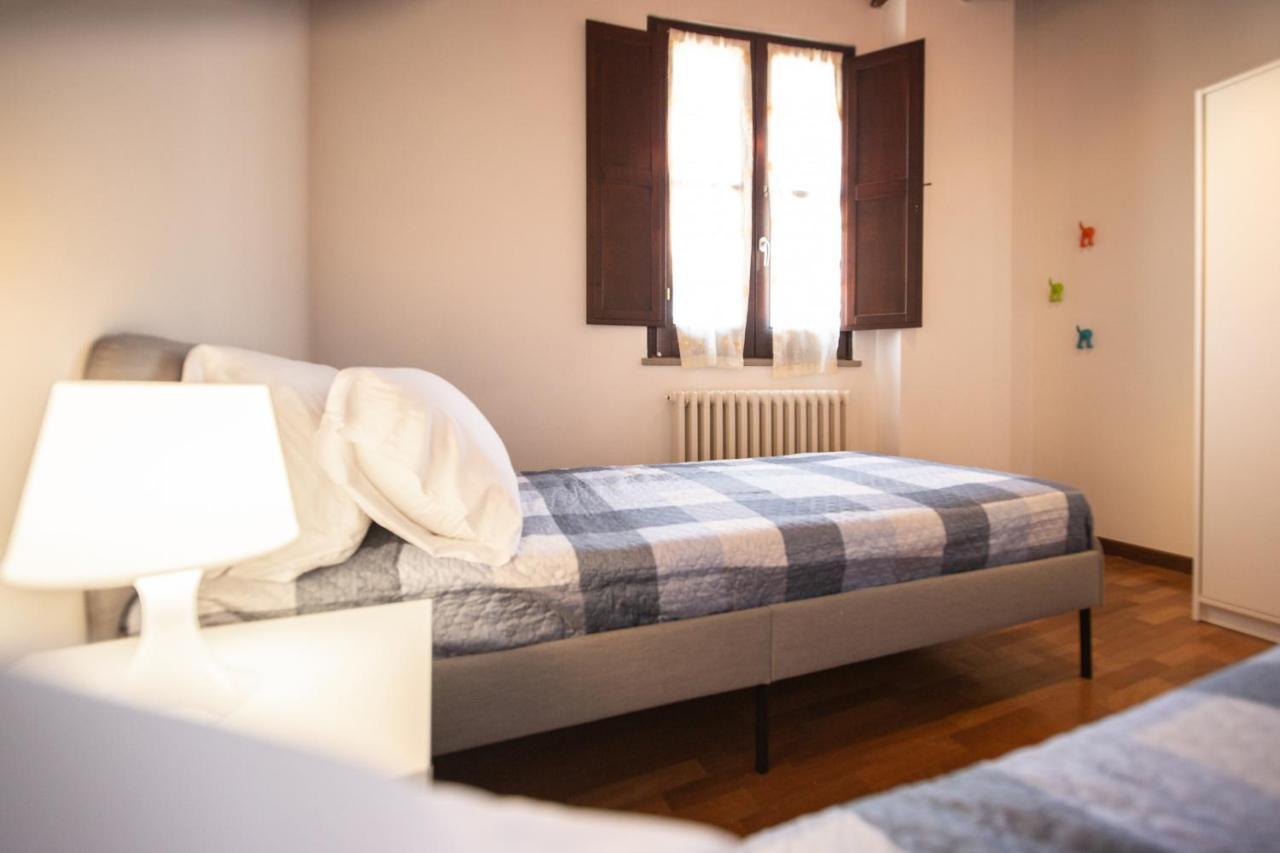 Serena Apartment, Cosy Close Center Town Lucca Exterior foto